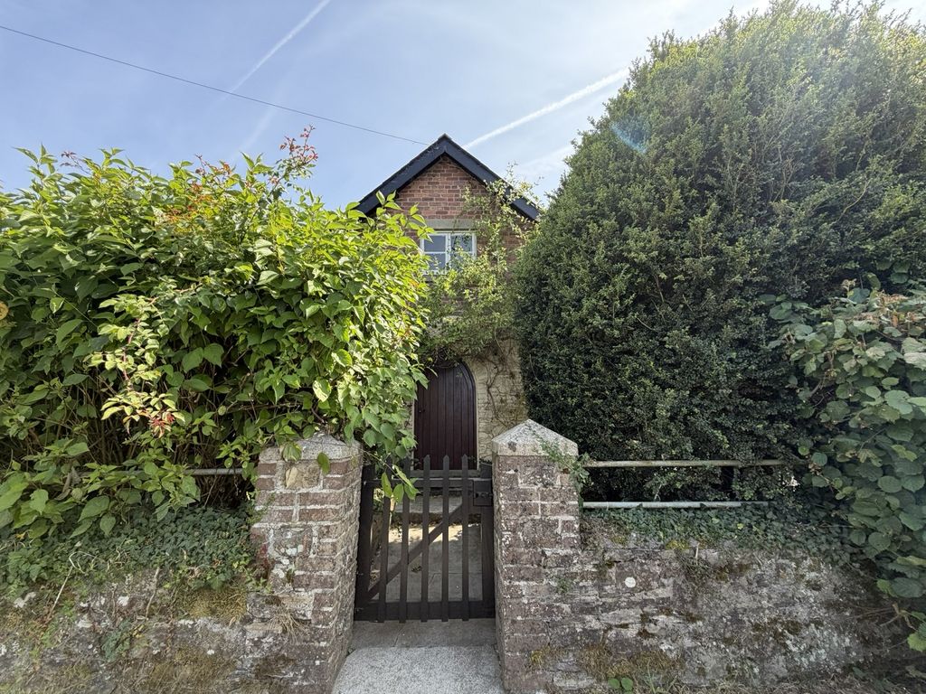 Property photo 2 of 19 Not Specified