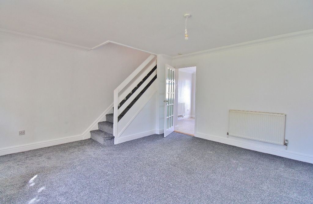 Property photo 2 of 26