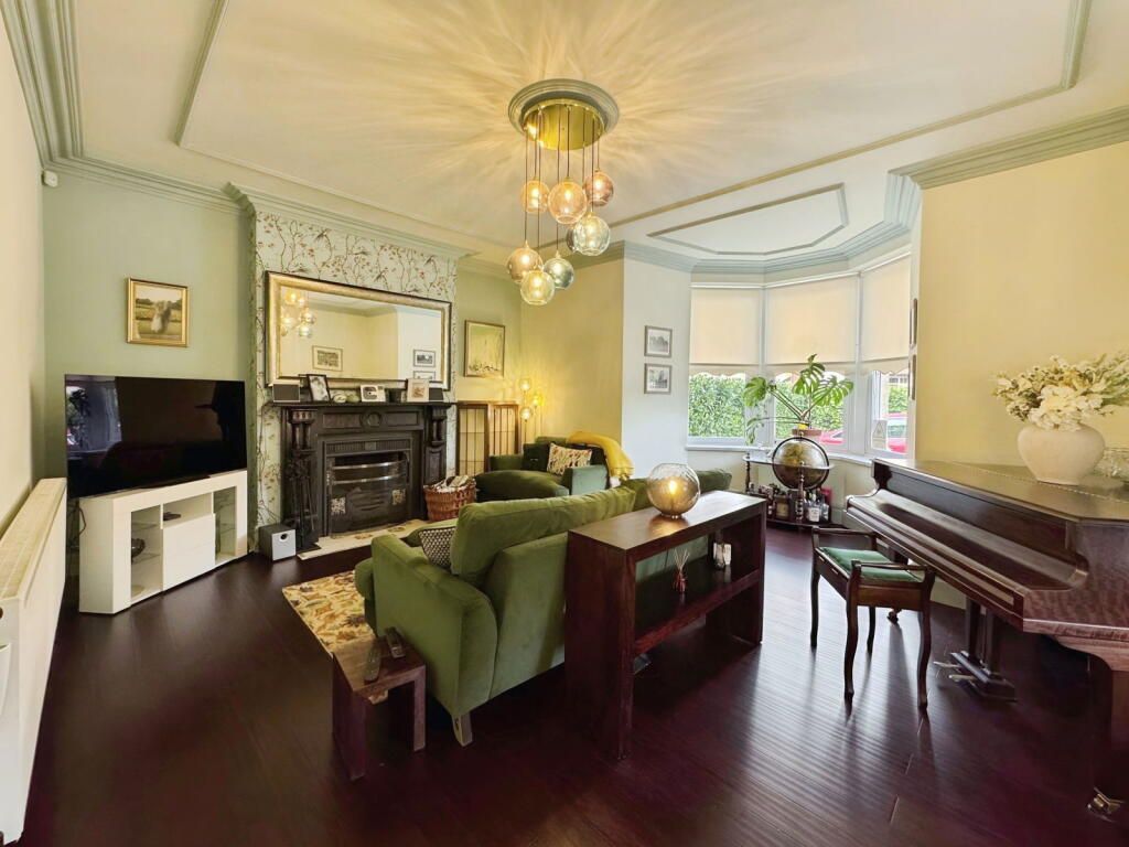 Property photo 2 of 32