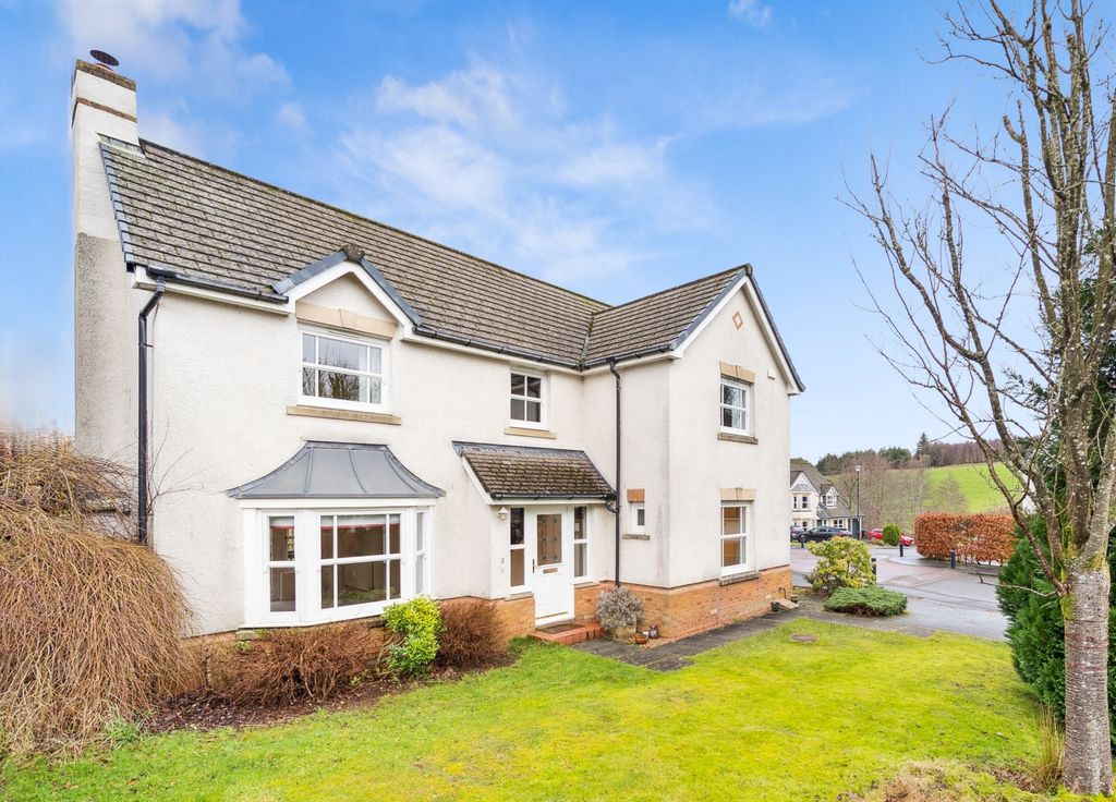 Property photo 1 of 23