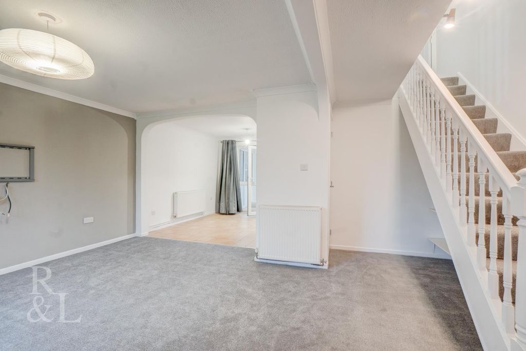 Property photo 3 of 14 Batched  (5).Jpg