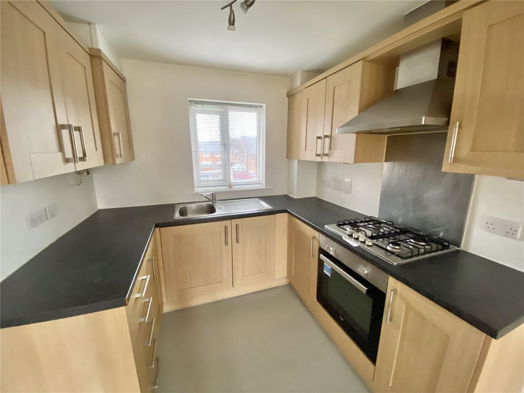 Property photo 3 of 8 Picture No. 05