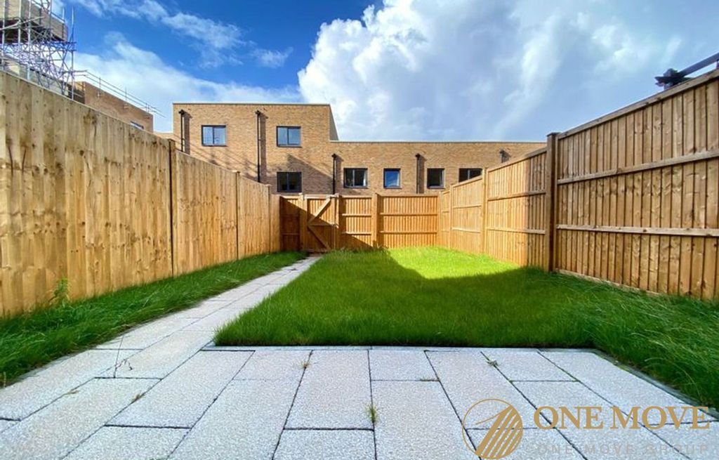 Property photo 2 of 15