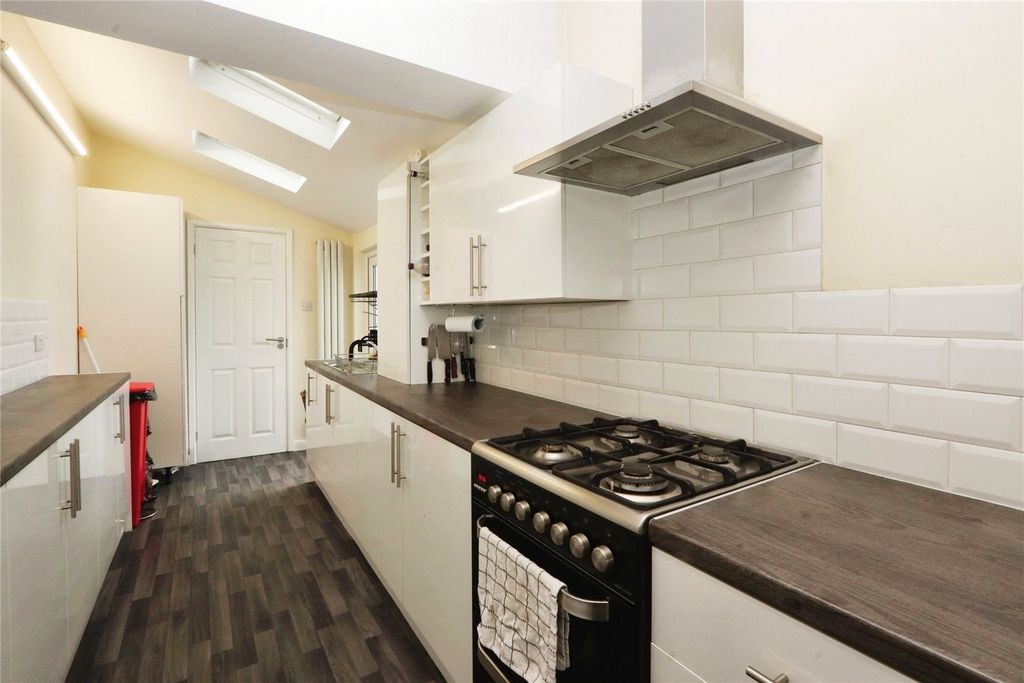 Property photo 3 of 12 Picture No. 04