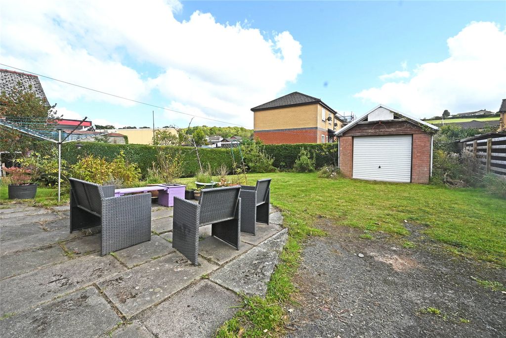 Property photo 2 of 18 Rear Garden