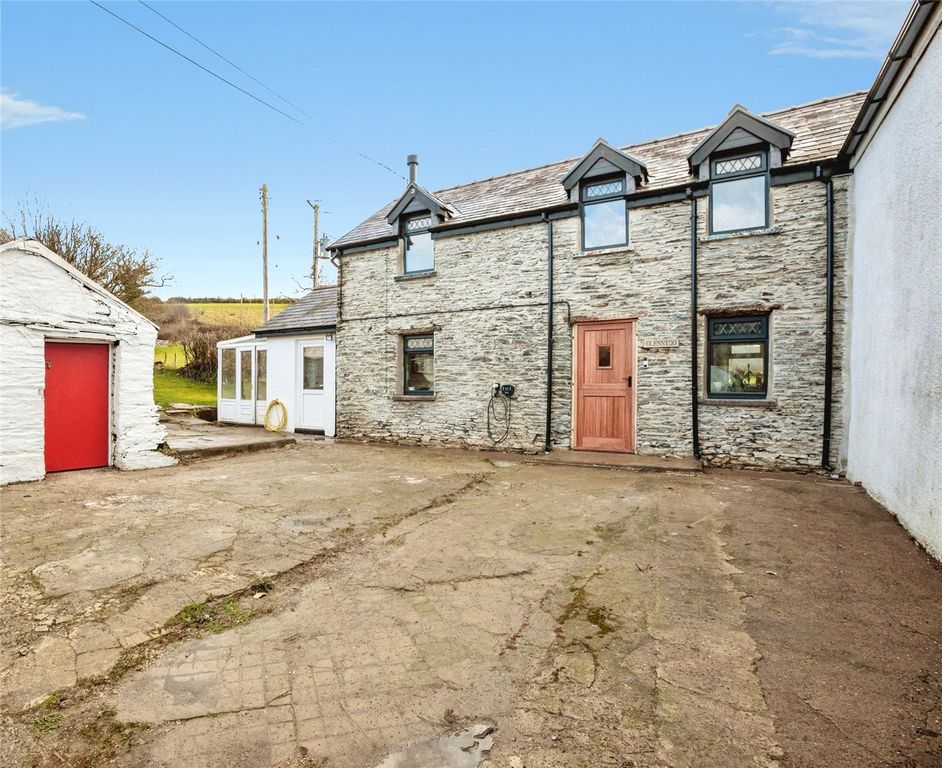 Property photo 1 of 21 Picture No. 32