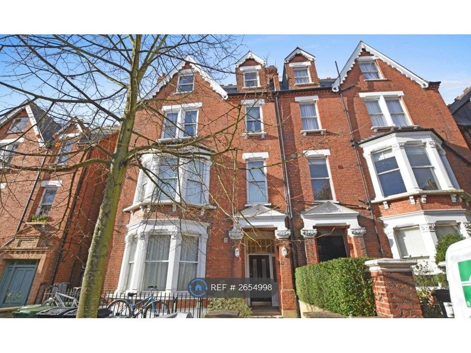 Property photo 2 of 19