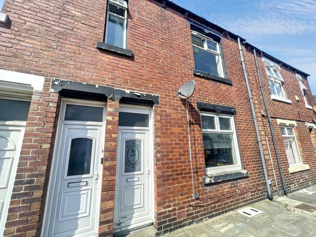 Property photo 1 of 6