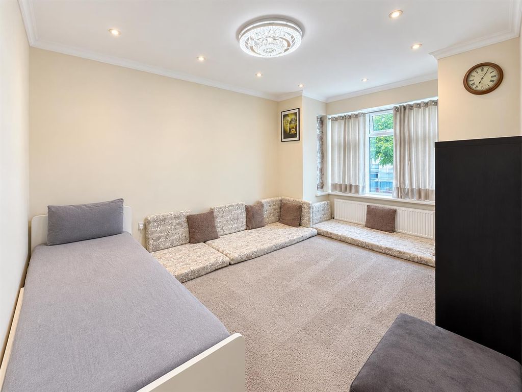 Property photo 3 of 15 Reception Room