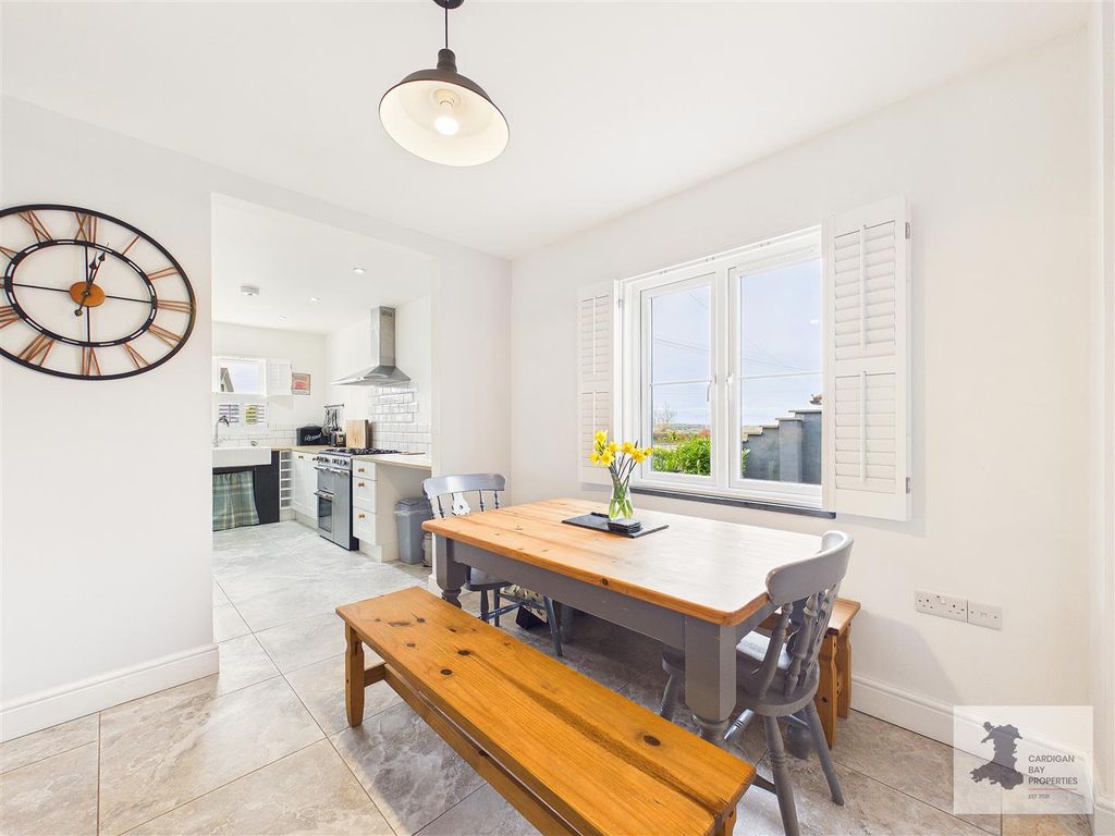 Property photo 2 of 39 Dining Area