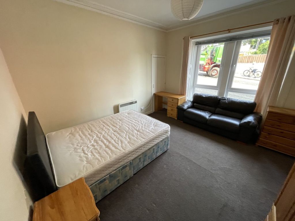 Property photo 3 of 5 Gallery