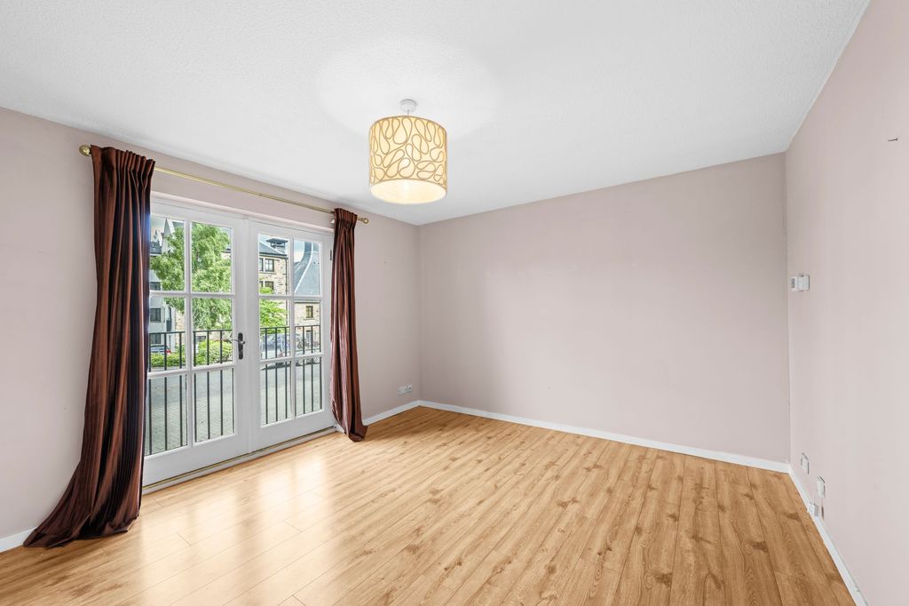 Property photo 2 of 15 Lr