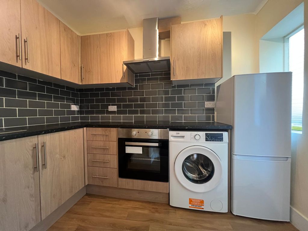 Property photo 1 of 7 1 Bedroom Flat For Rent