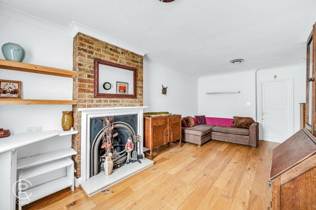 Property photo 2 of 15