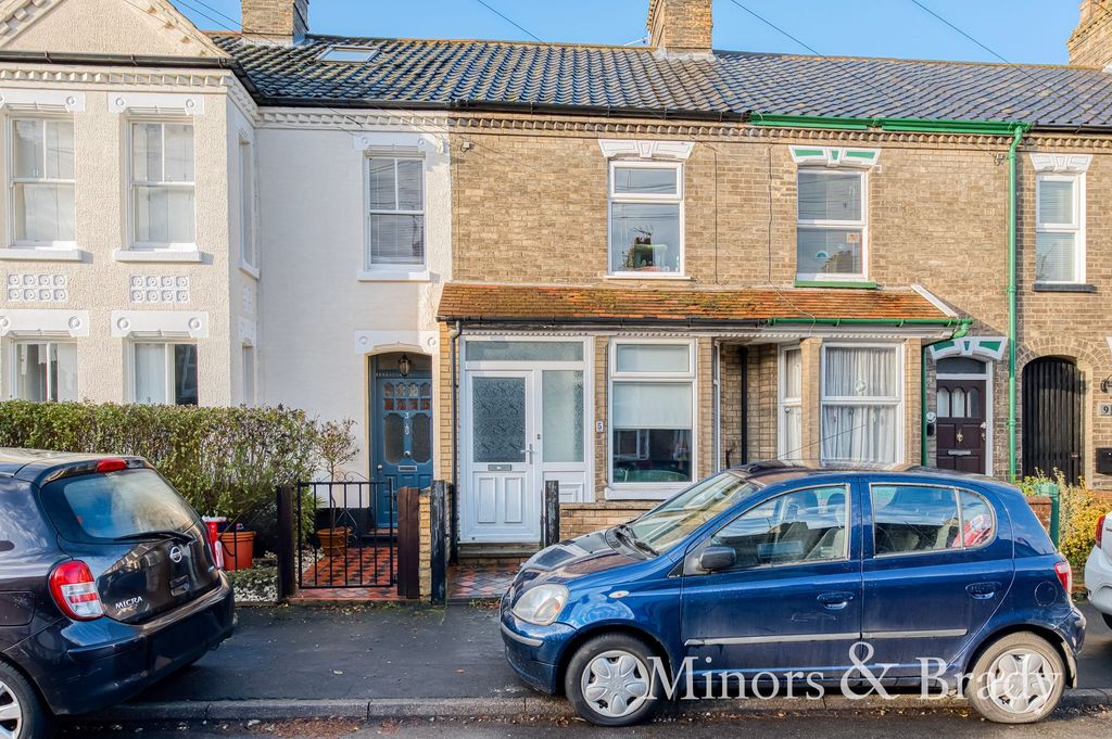 Property photo 1 of 13