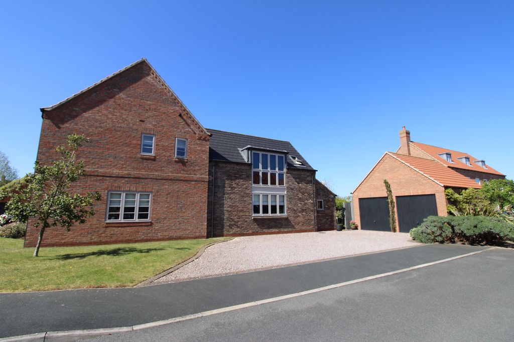 Property photo 2 of 28 9.Jpg