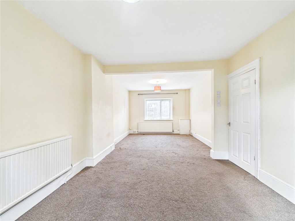 Property photo 3 of 15 Picture No. 34