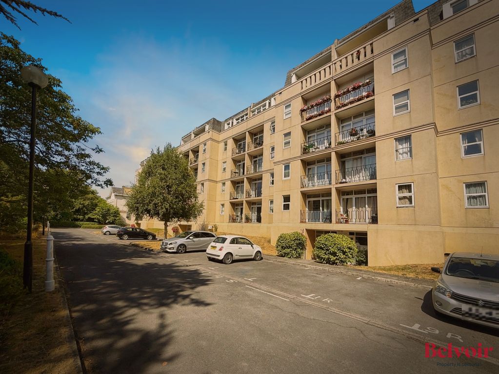Property photo 2 of 14