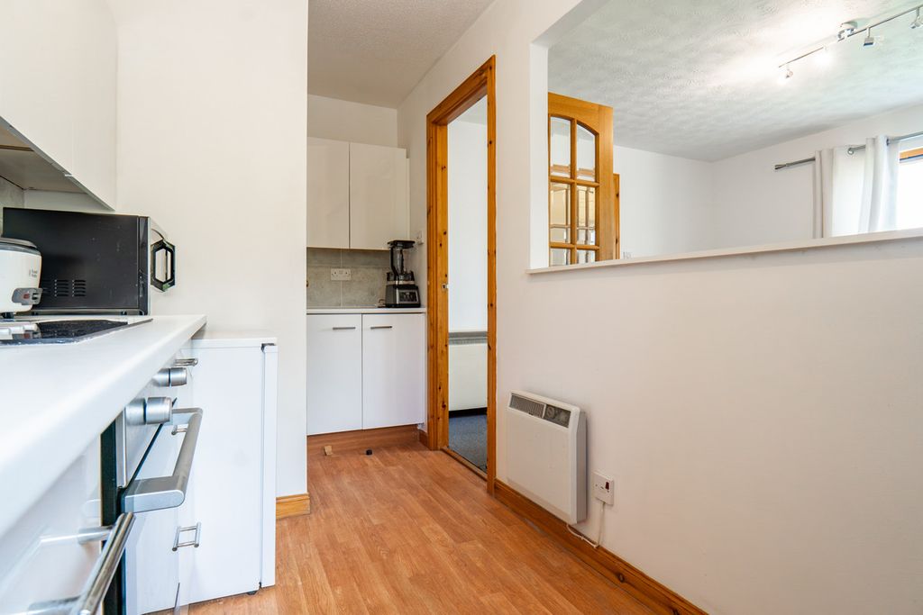 Additional image 8 of 2 bed flat for saleMurray Terrace, Inverness IV2