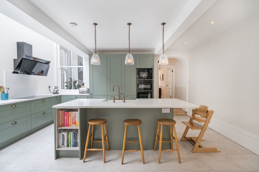 Property photo 2 of 24 Picture No. 39