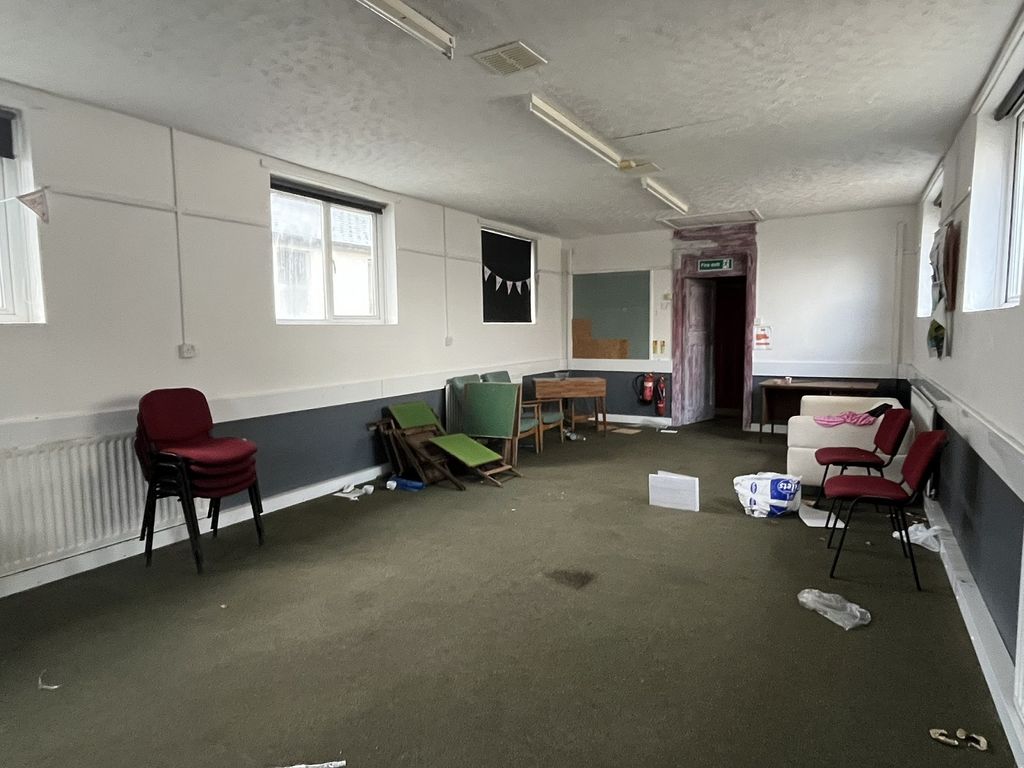 Property photo 2 of 8 Not Specified