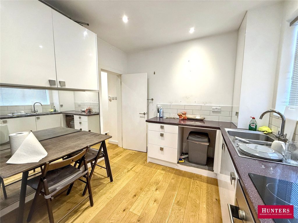 Property photo 3 of 9 Picture No. 19