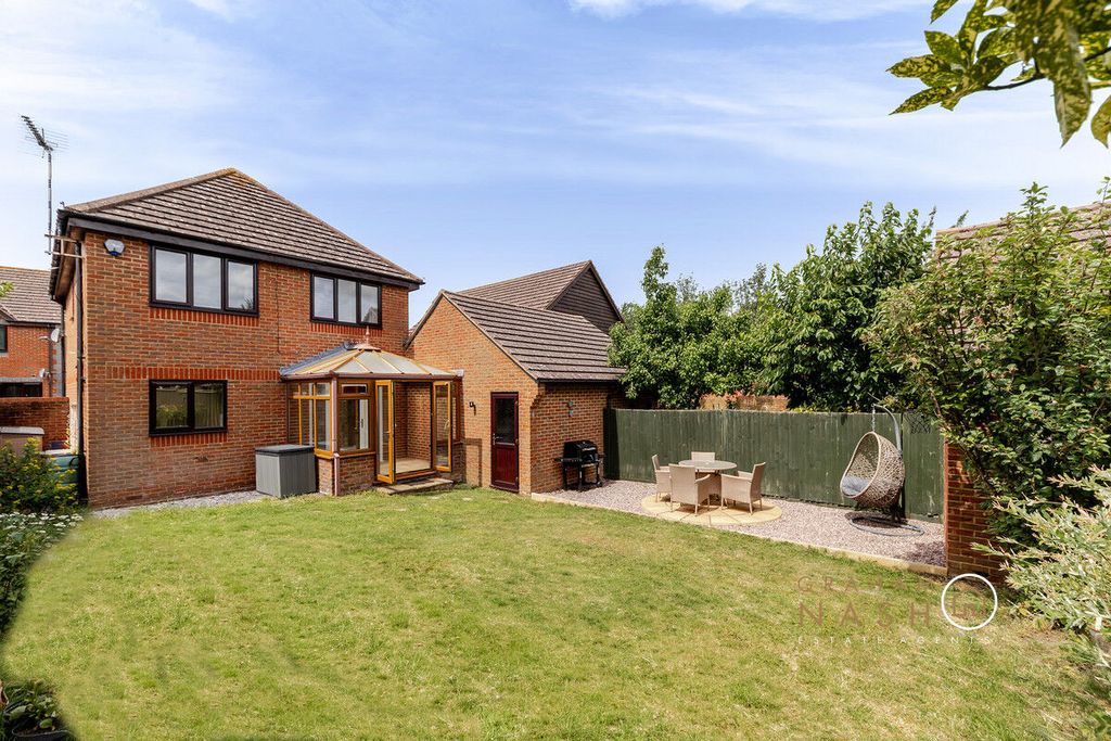 Property photo 3 of 22