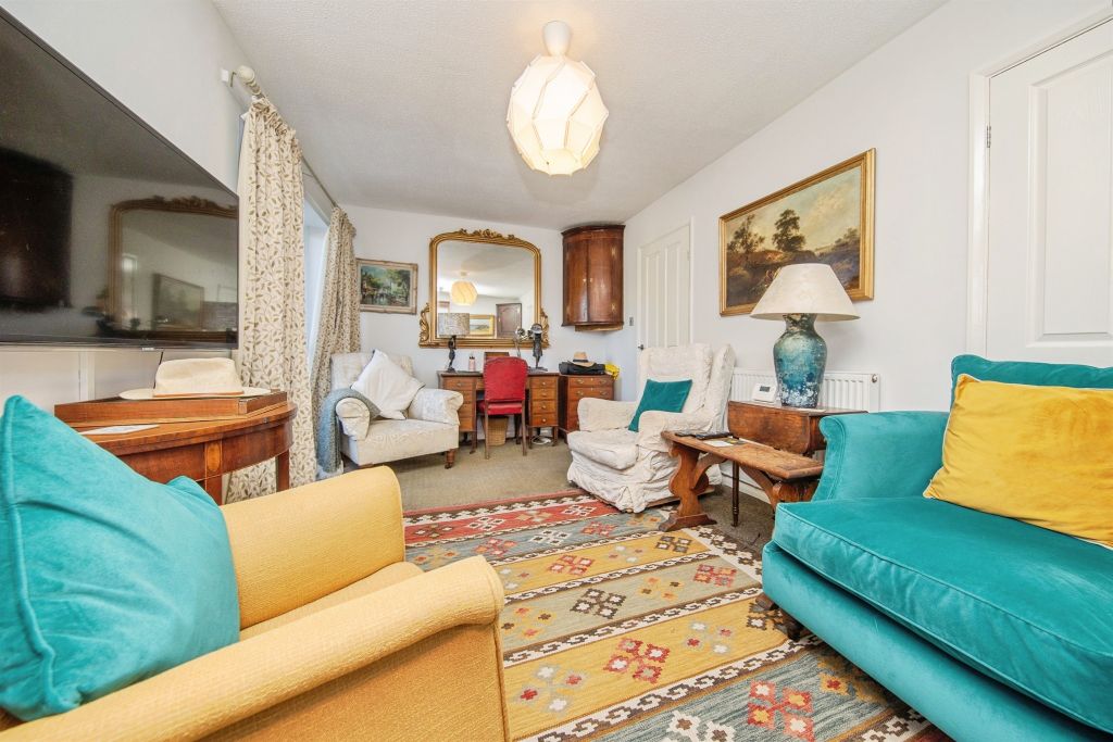 Property photo 2 of 14