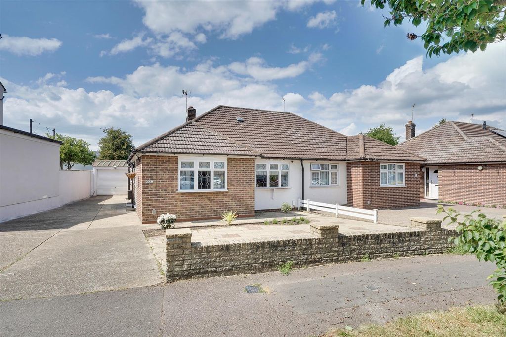 Property photo 1 of 17 Dsc01169-Dsc01173.Jpg