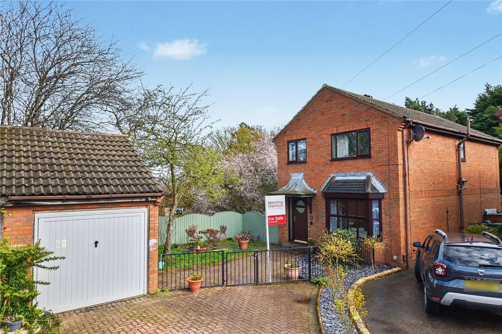 Property photo 1 of 23 Picture No. 27