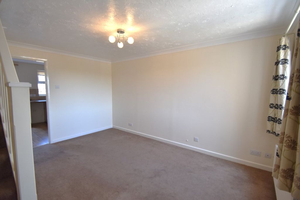 Property photo 3 of 9 Picture No. 15