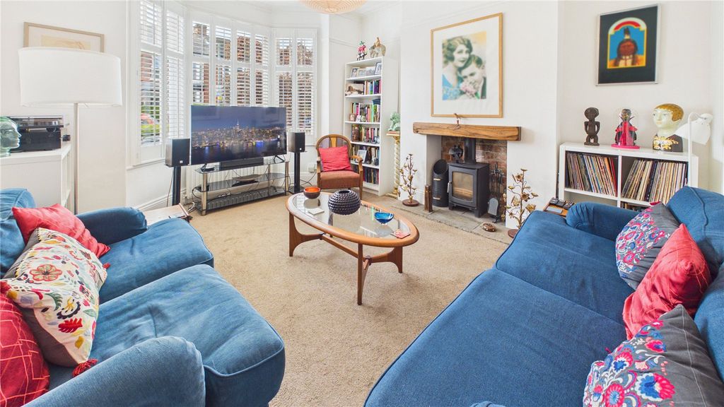 Property photo 2 of 17 Picture No. 08