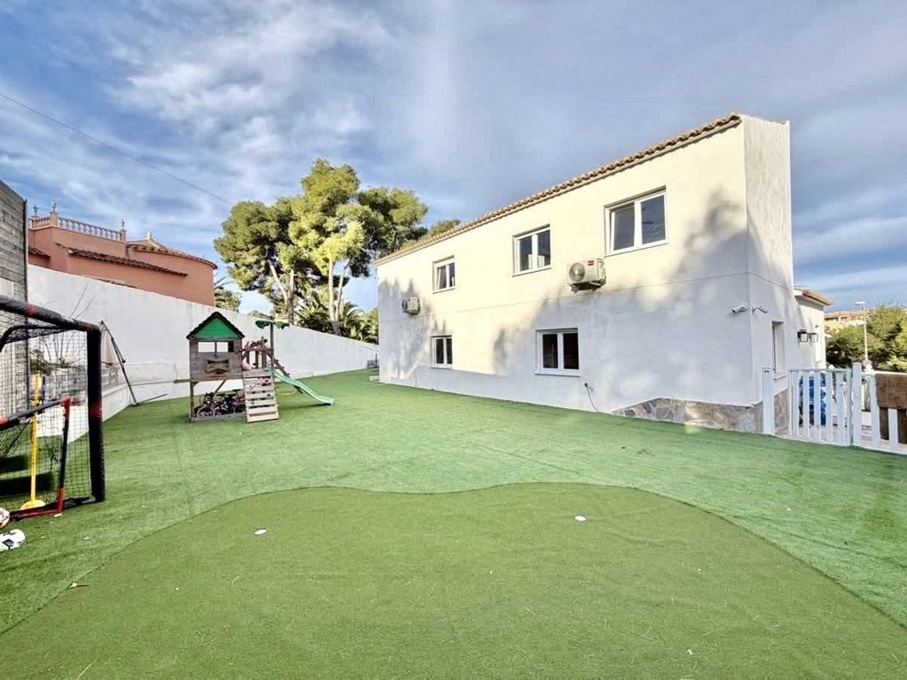 Property photo 3 of 39