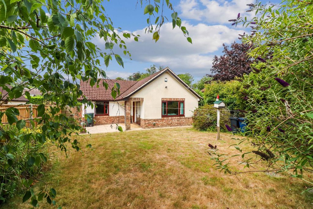 Property photo 2 of 17