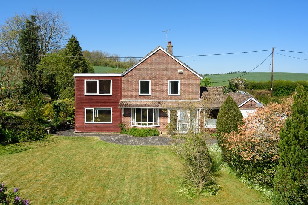 Property photo 2 of 29 5067112