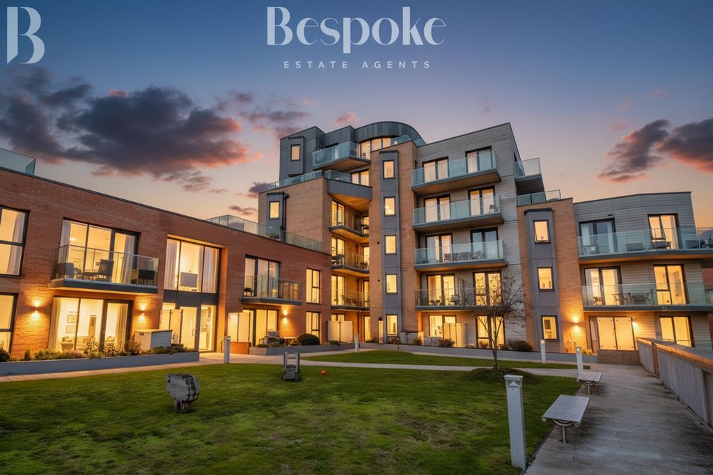 Property photo 1 of 40