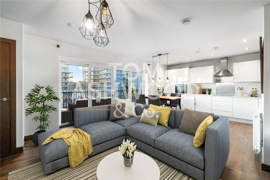 Property photo 3 of 11 Picture No. 37