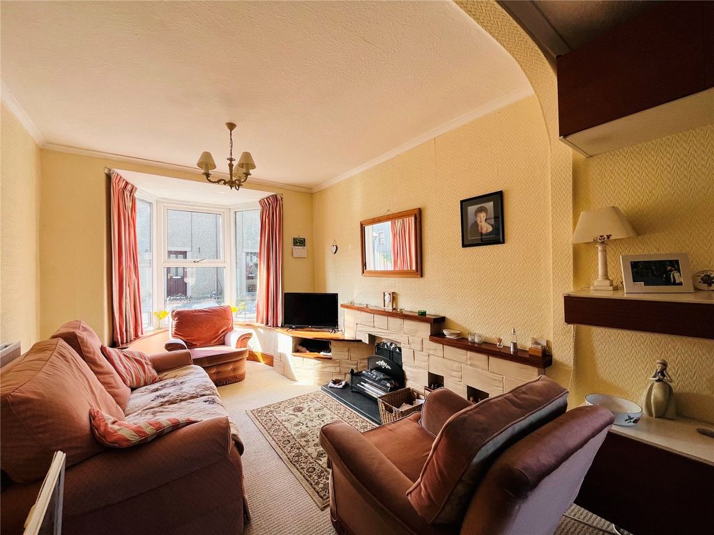 Property photo 2 of 18 Picture No. 05