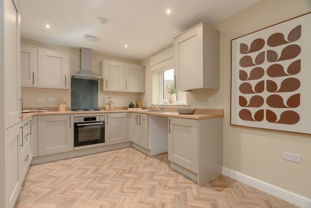 Property photo 2 of 51 Picture No. 09