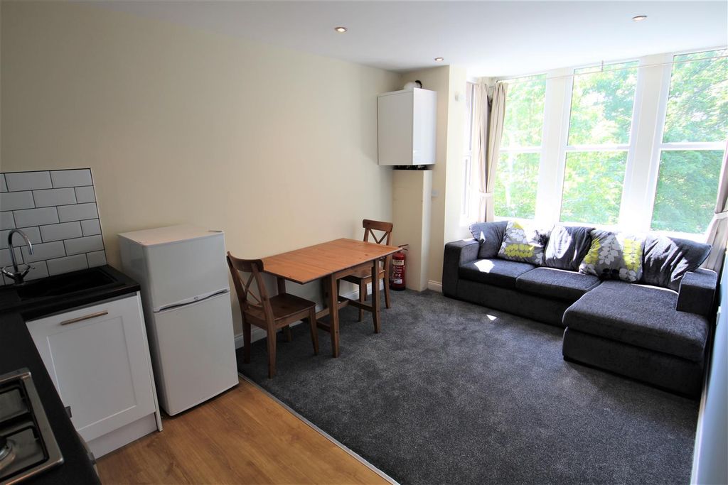 Property photo 3 of 7 Img_2771.Jpg