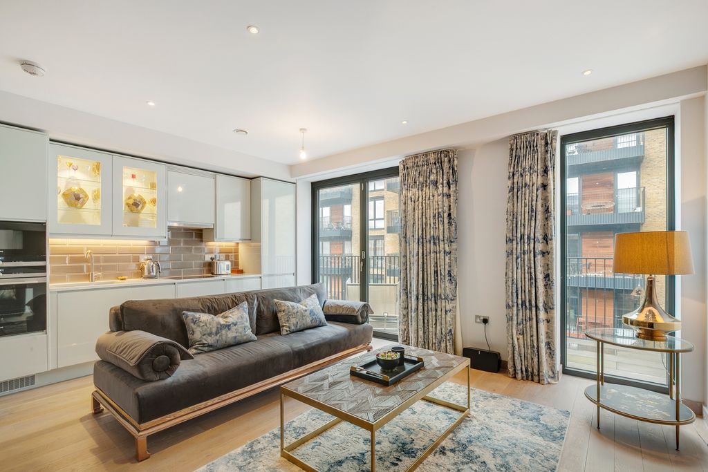 Property photo 2 of 14 Photo 2