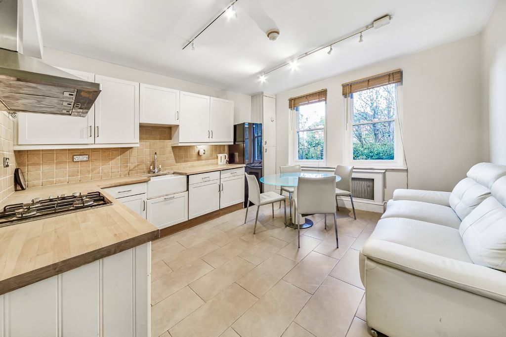 Property photo 2 of 18 Picture No. 02