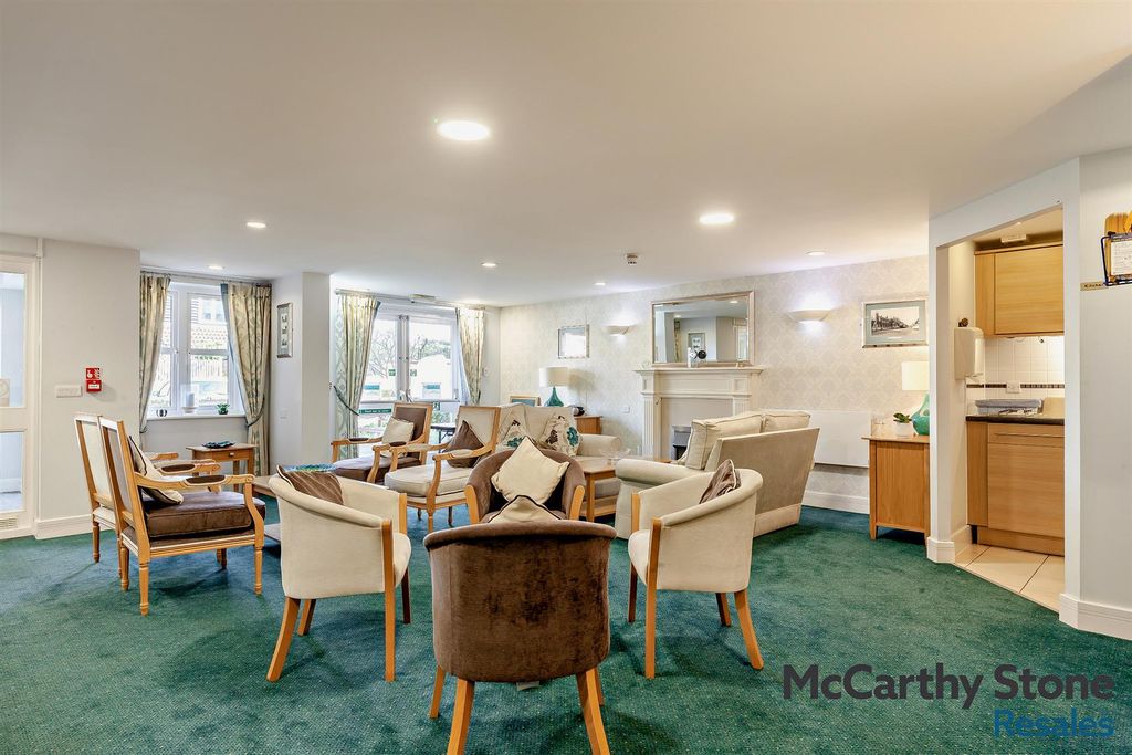 Additional image 7 of 1 bed flat for saleStewart Court, High Street, Epping CM16