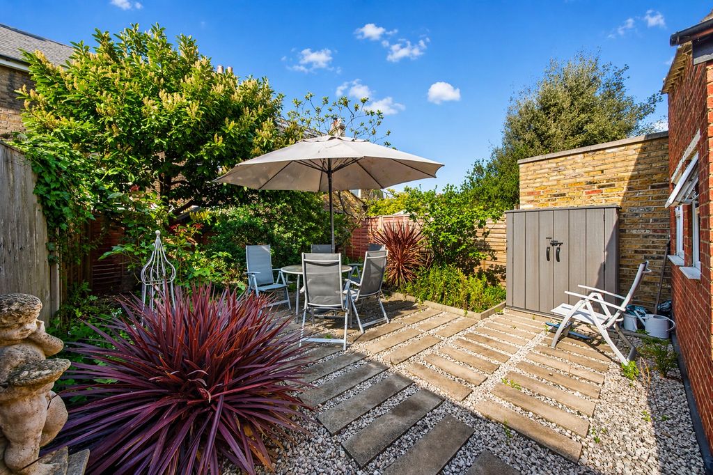 Property photo 3 of 10