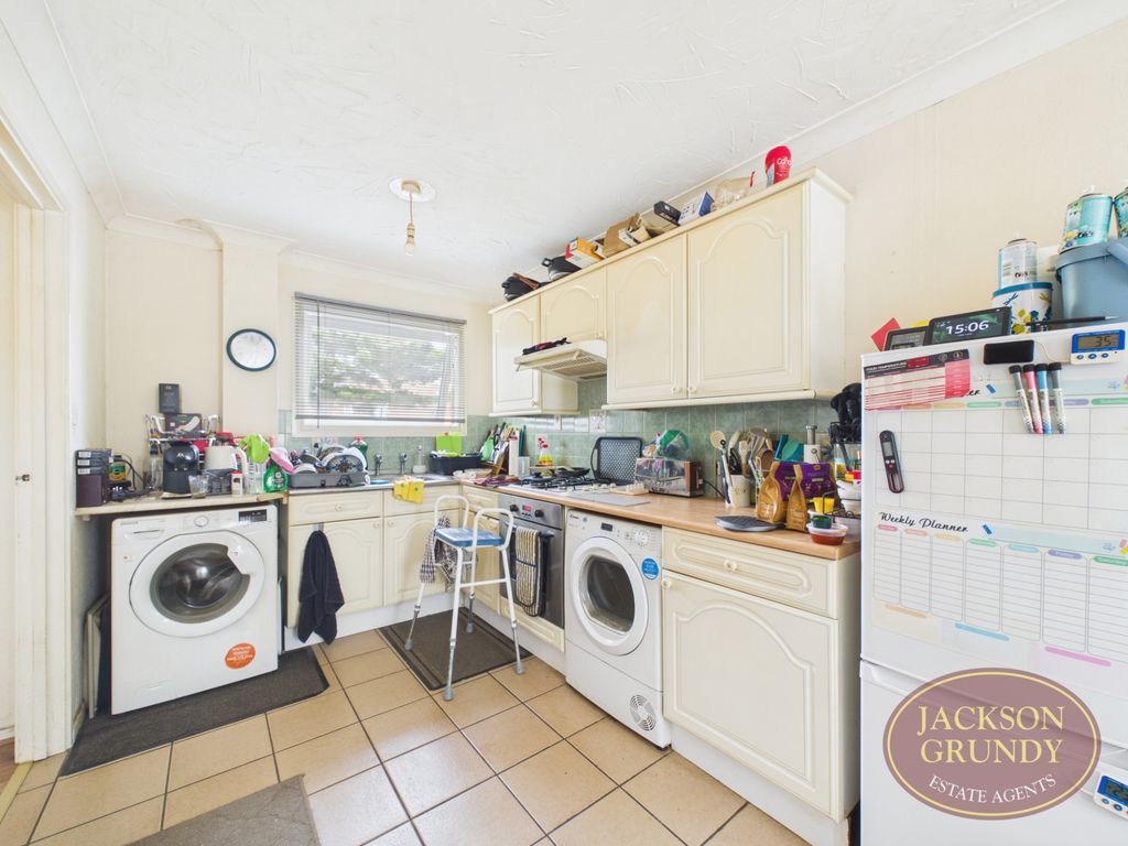 Property photo 2 of 14 Farraxton Square