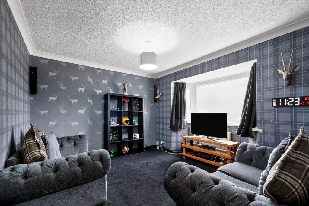 Property photo 2 of 20 Pnmb1267.Jpg