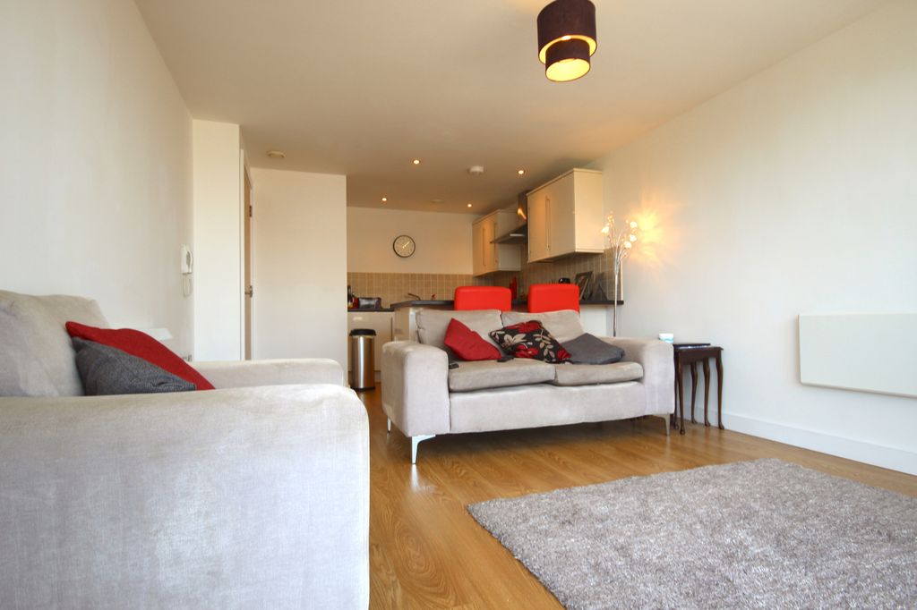 Property photo 1 of 9