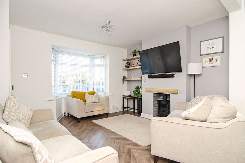 Property photo 2 of 19 Photo 11