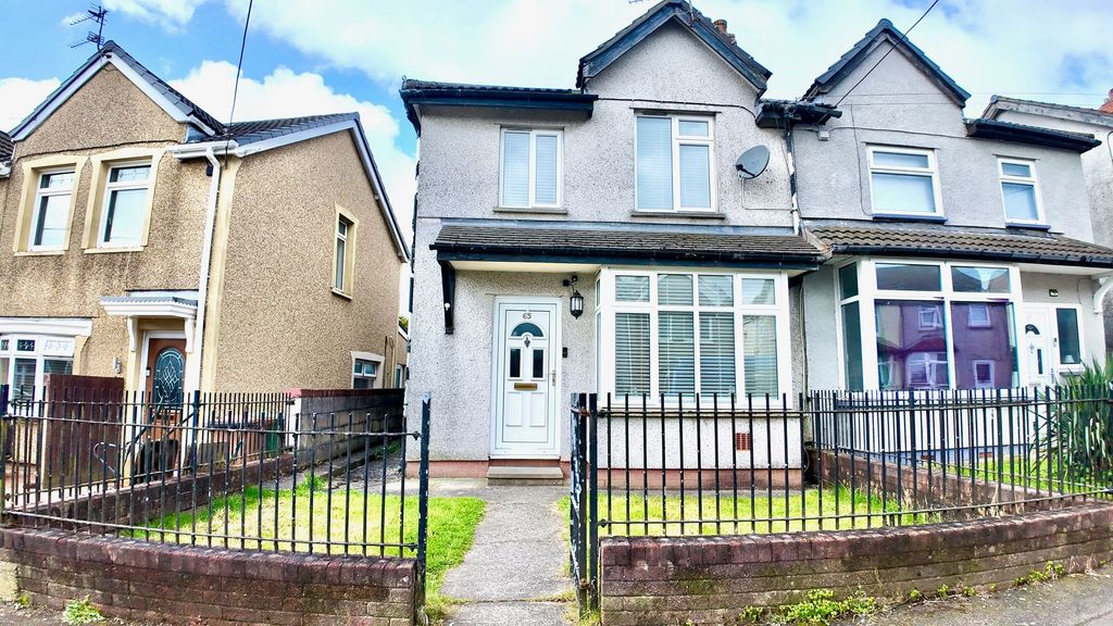 Property photo 1 of 21