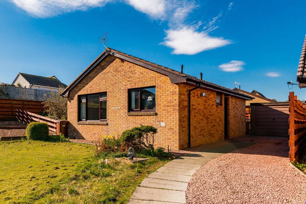 Property photo 1 of 31 Primary Property Image